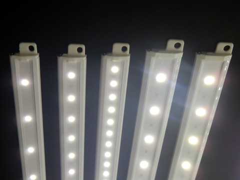 間接照明・棚下灯LEDバーの製品写真